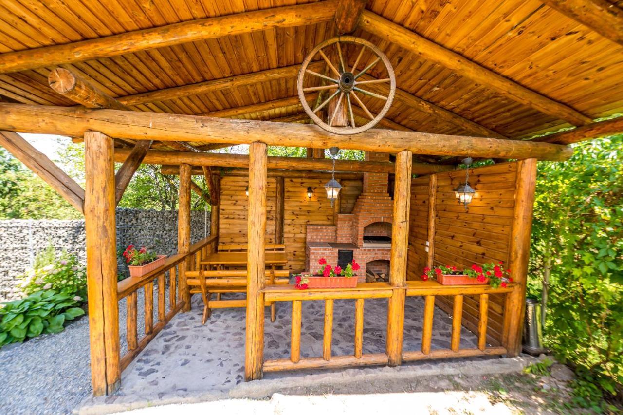 Casa De Vacanta Sadu Exterior foto
